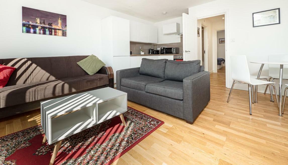 Easystay Slough Central Free Parking Exterior foto